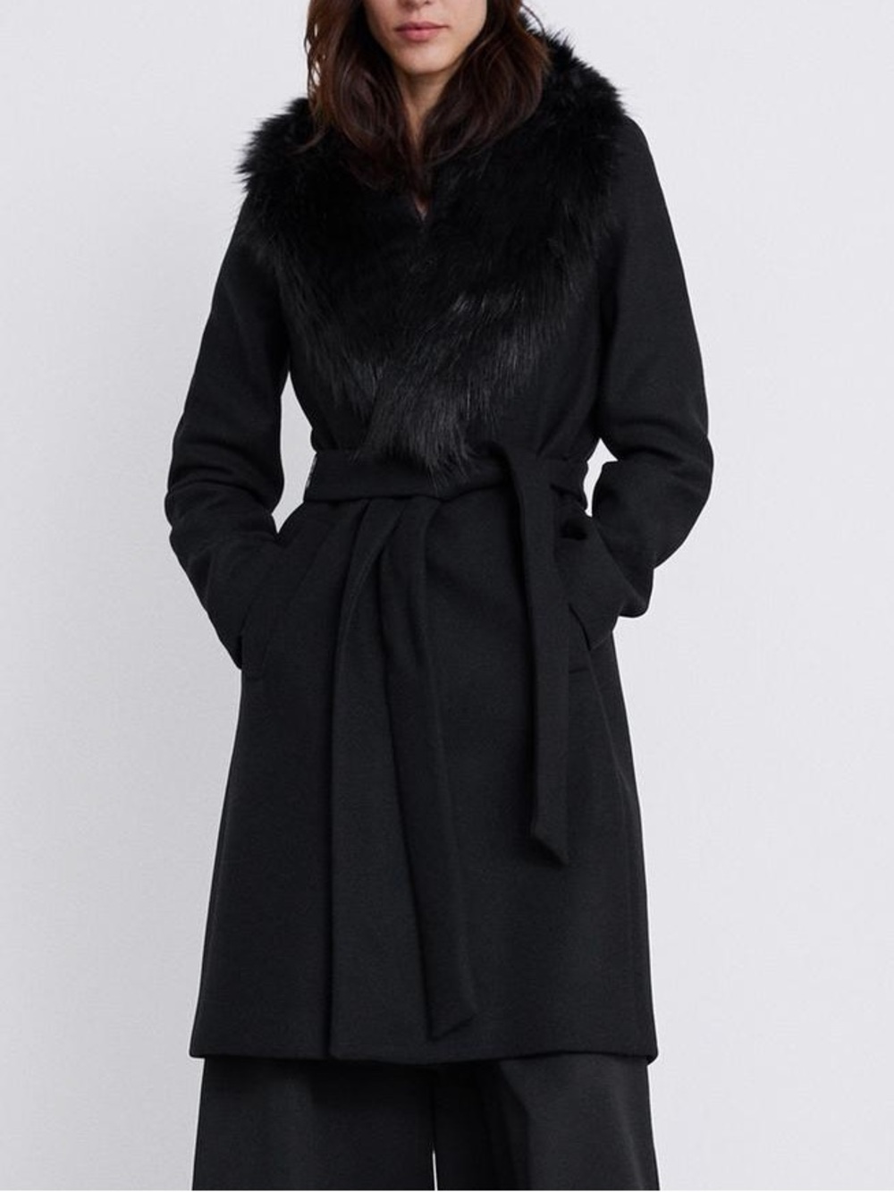 Wool Coat with removable faux Fur Collar - Black